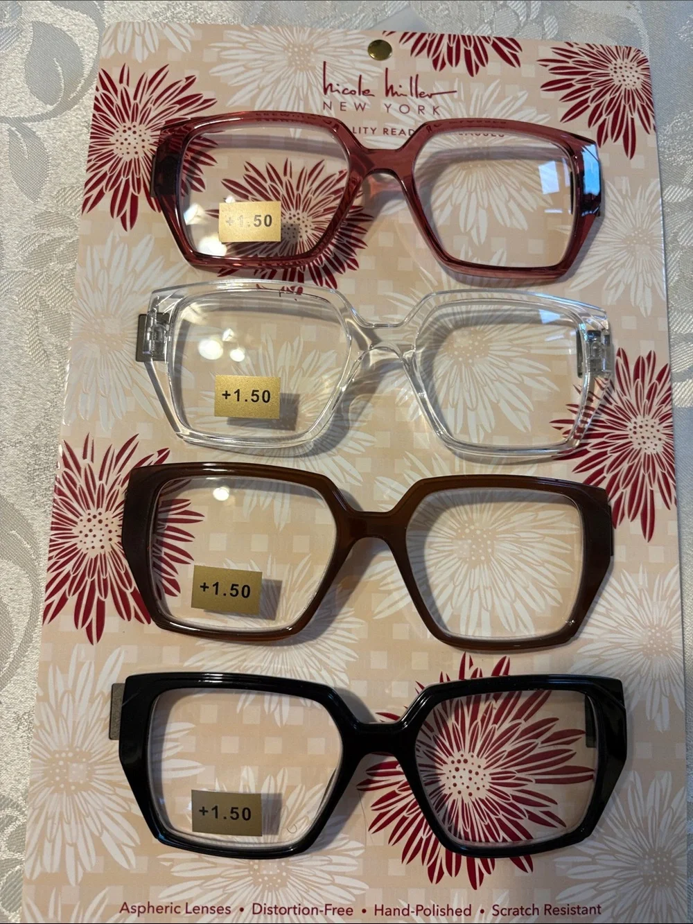 Nicole Miller 1.50 Reading Glasses set of 4  New